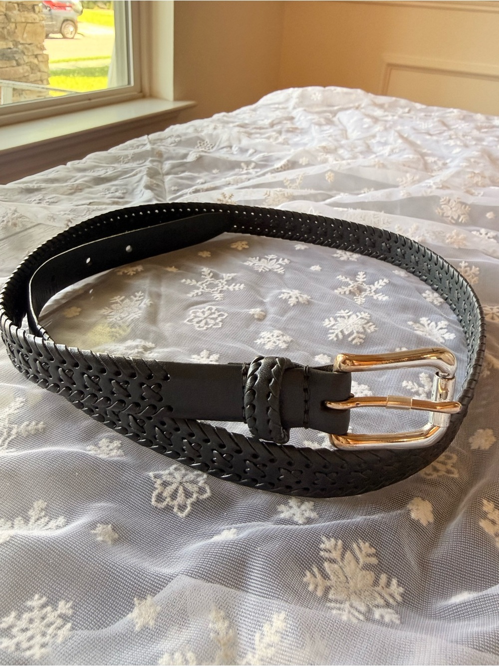 Talbots Black Genuine Leather Woven Cutout Belt Size L Solid Brass Buckle